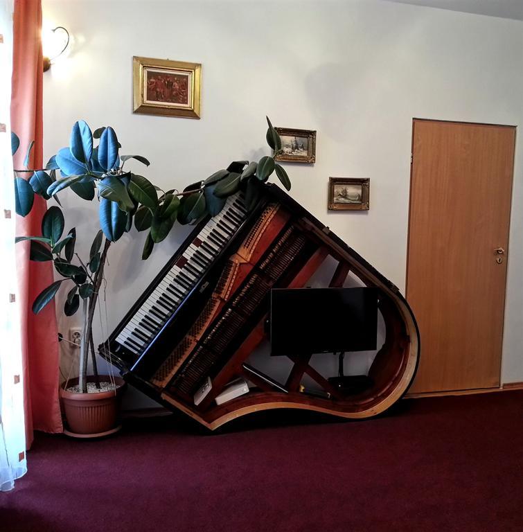 Casa Dragalina Hotell Cluj-Napoca Exteriör bild